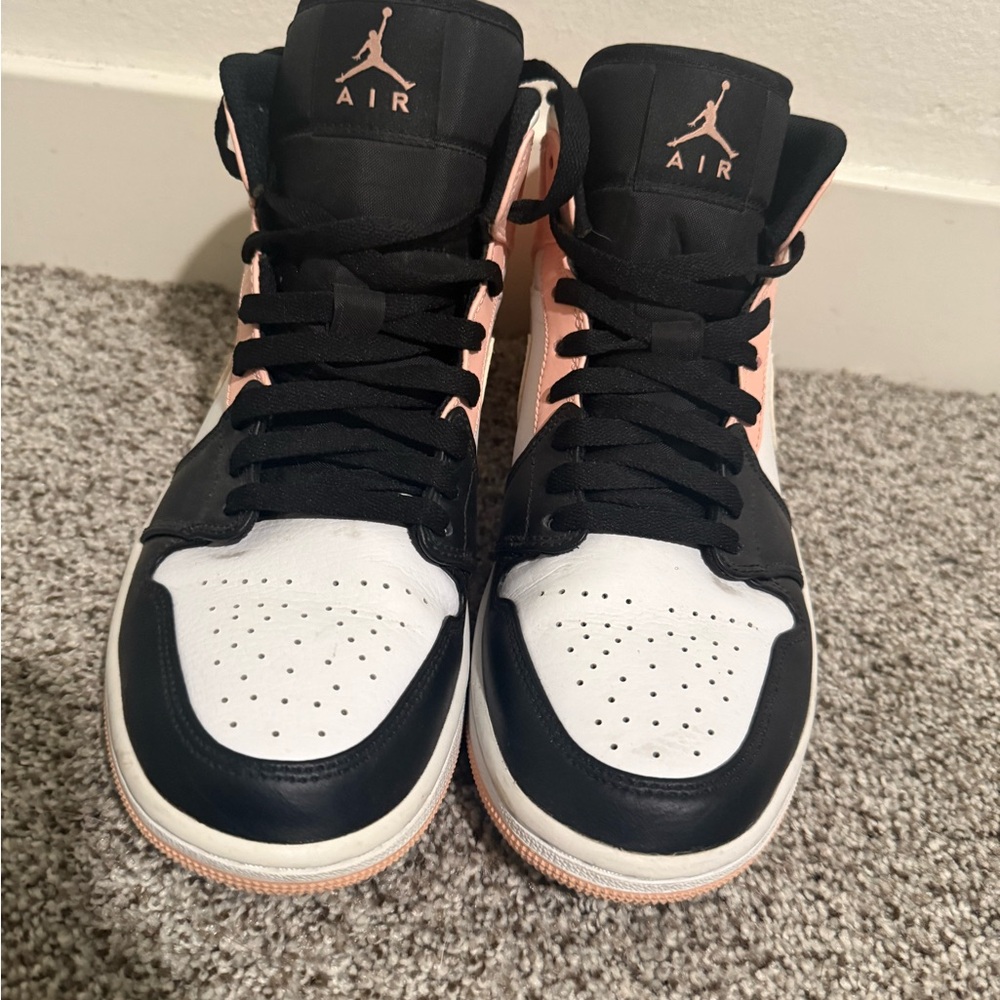 Air Jordan Mids
